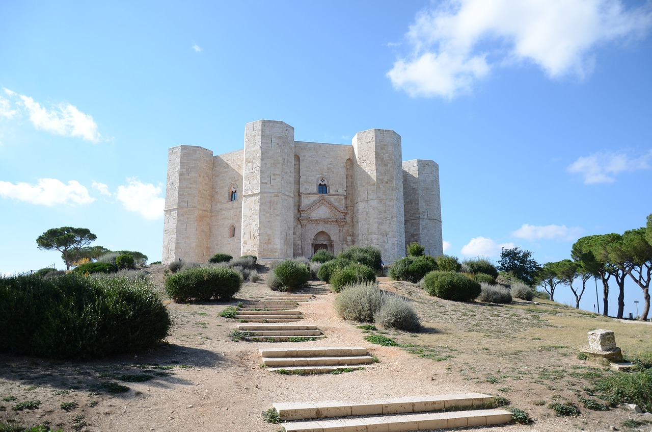 Castel del monte, Puglia
